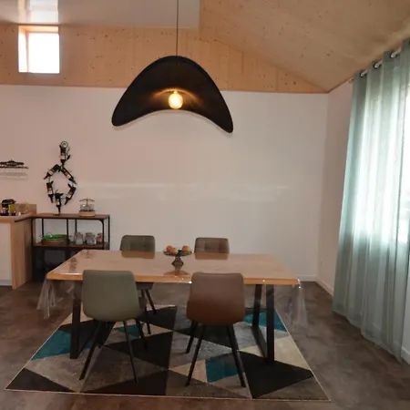 Maison Bon Air קפברטון