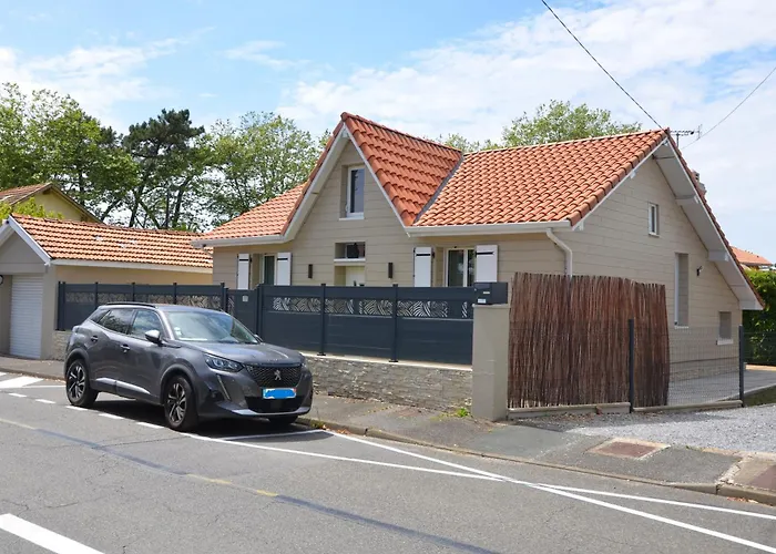 빌라 Maison Bon Air 카브레톤